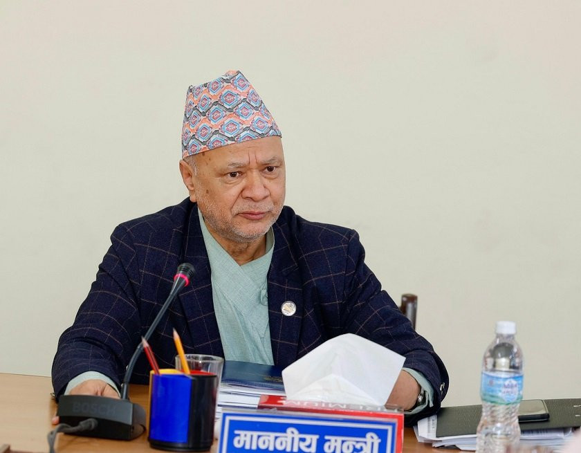 विद्यालय शिक्षा विधेयक पारित गर्न शिक्षामन्त्रीले फेरि मागे थप समय