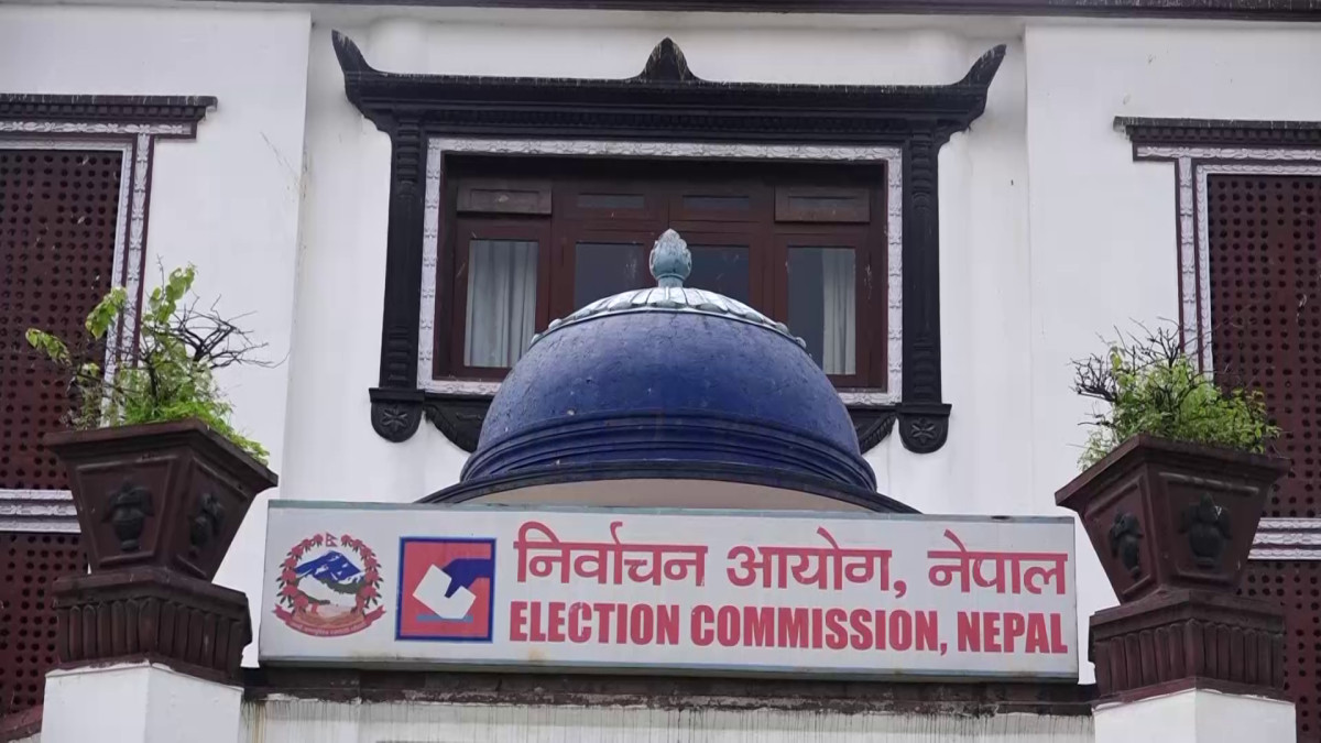 मतदानमा दुई लाख २१ हजार कर्मचारी खटाइने