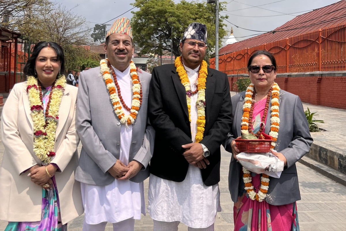 शपथअघि राप्रपा सांसदहरू पुगे पशुपतिनाथ, हिन्दू राष्ट्रको अठोट
