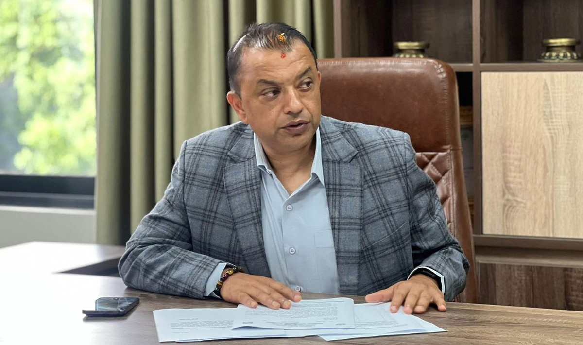 बालेनलाई बधाई दिँदै गगनले भने : रचनात्मक सहयोग र साथ दिन्छु