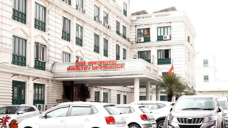 सरकारी कर्मचारीलाई १५ दिनमा तलब दिने तयारी