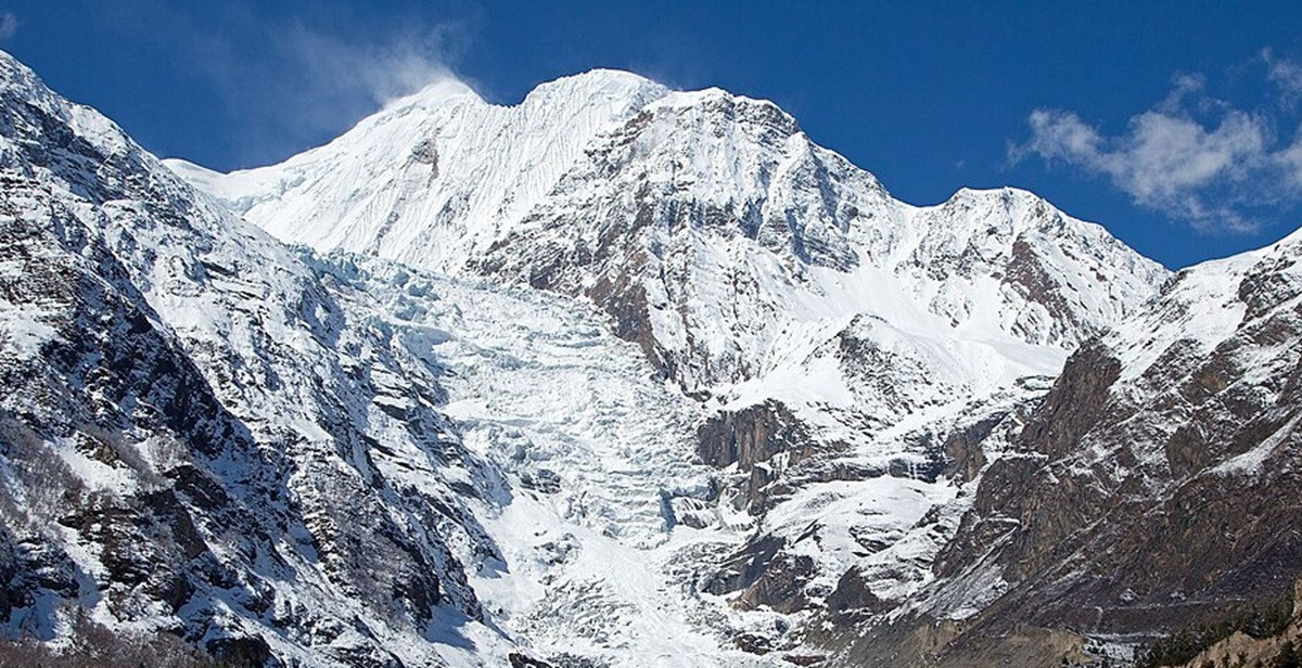 सम्पर्कविहीन दुई जापानी पर्वतारोहीको शव भेटियो