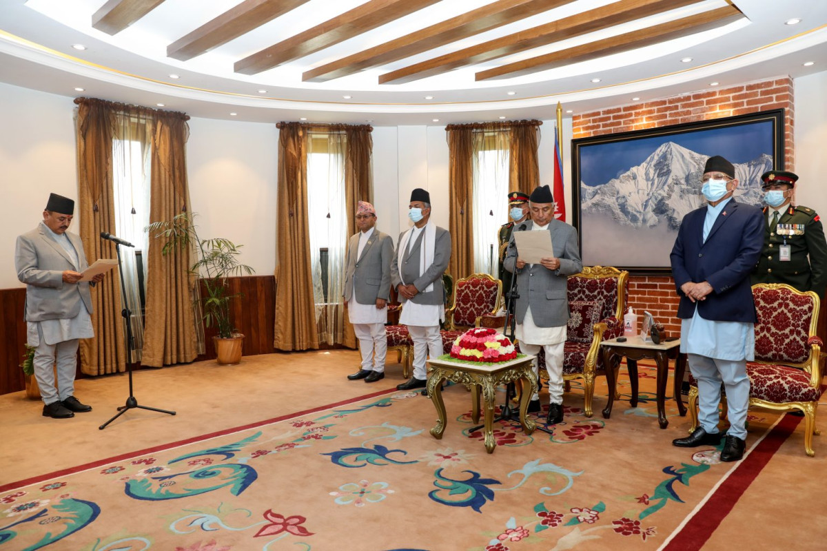 १०औँपटक मन्त्रिपरिषद् विस्तार, नवनियुक्त दुई मन्त्रीले लिए शपथ