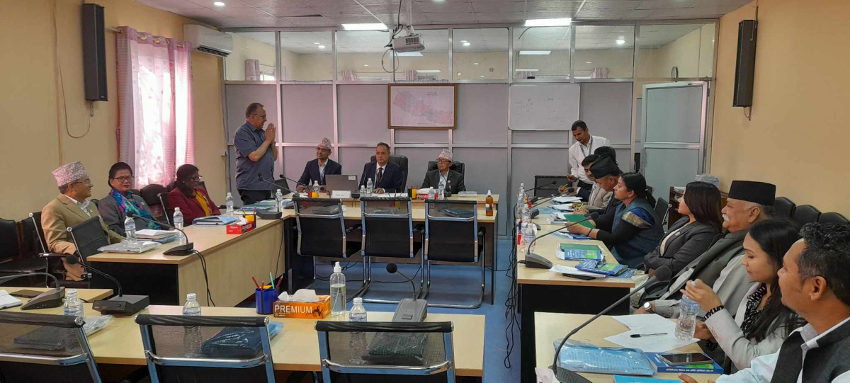 संसदीय समितिकाे बैठक सिंहदरबारमा सुरु