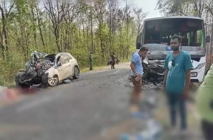 बसले कारलाई ठक्कर दिँदा बाँकेमा दुई जनाको मृत्यु