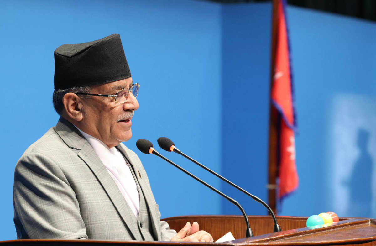 प्रधानमन्त्री प्रचण्डलाई कारबाहीको माग गर्दै सर्वाेच्चमा रिट दर्ता