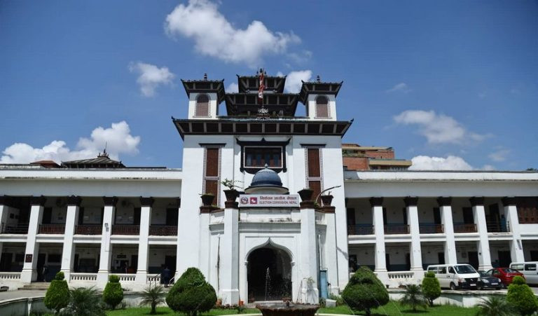 जिल्ला निर्वाचन कार्यालय खारेजीको प्रस्तावप्रति आयोगको ध्यानाकर्षण