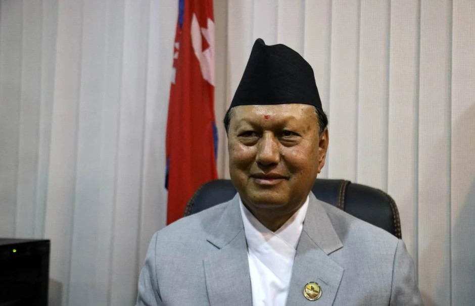 एक महिनाभित्रमा स्वास्थ्यकर्मीको काज फिर्ता हुन्छ : स्वास्थ्यमन्त्री बस्नेत