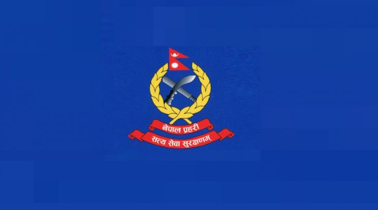 टाउकोमा गोली हानेर प्रहरी जवानले गरे  आत्महत्या