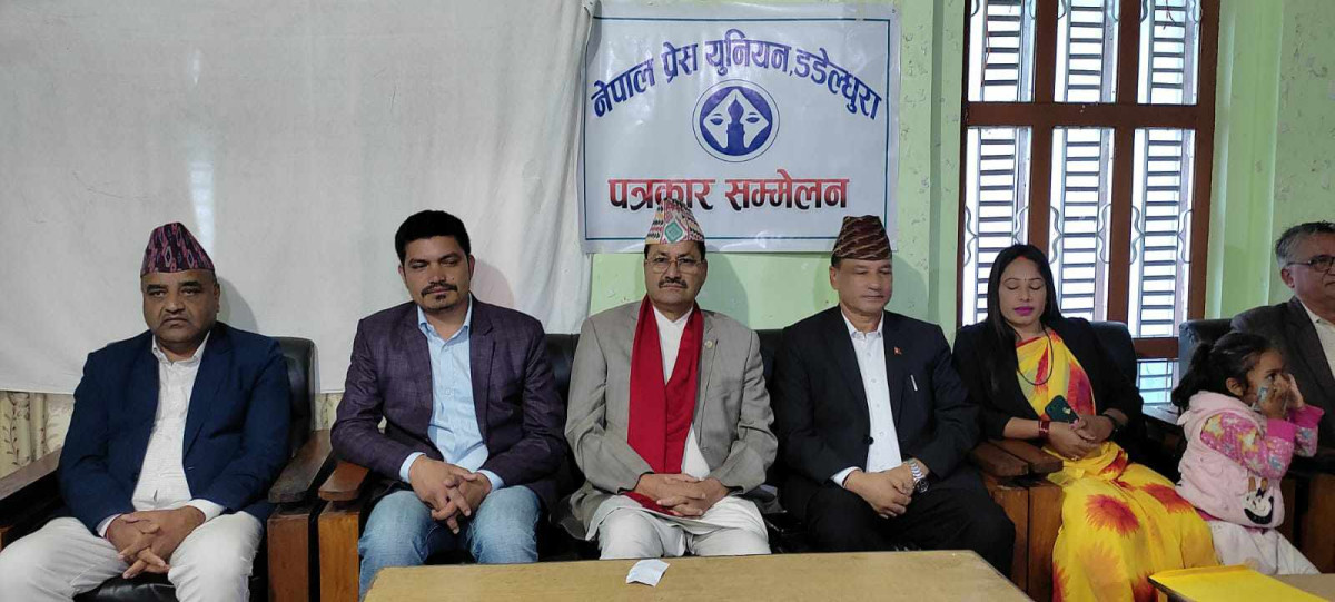 एमालेसँग कांग्रेसको संयुक्त सरकार बन्ने कुनै सम्भावना छैन्: परराष्ट्रमन्त्री