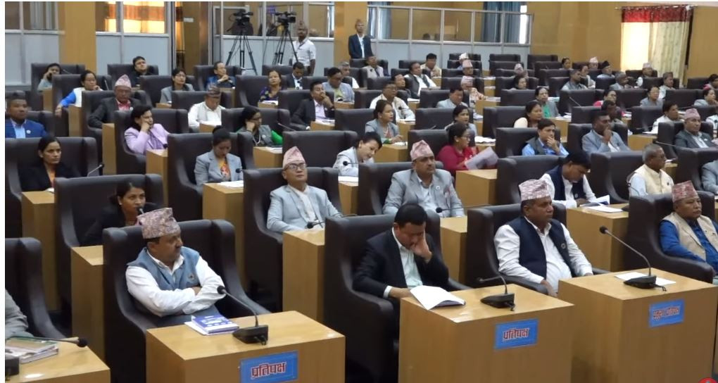 सभामुखसमेत जोडेर सत्तारुढ गठबन्धनले कोशी सरकारमा दाबी गर्दै