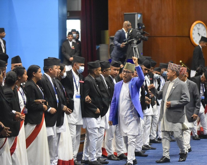 राप्रपा र रास्वपाको विरोधपछि प्रतिनिधिसभा बैठक स्थगित