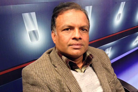 सुन तस्करी प्रकरणमा सरकारले जात्रा देखायो : गुरु घिमिरे