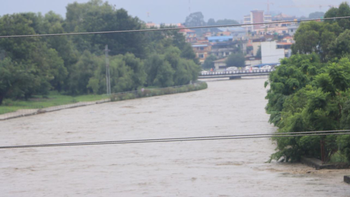 बाढीले धोबिखोला करिडोरको घरहरु जलमग्न (फोटोफिचर)
