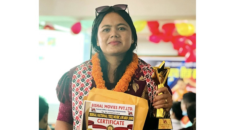 सर्वोत्कृष्ट एकल तीज गीत अवार्ड कृष्णालाई