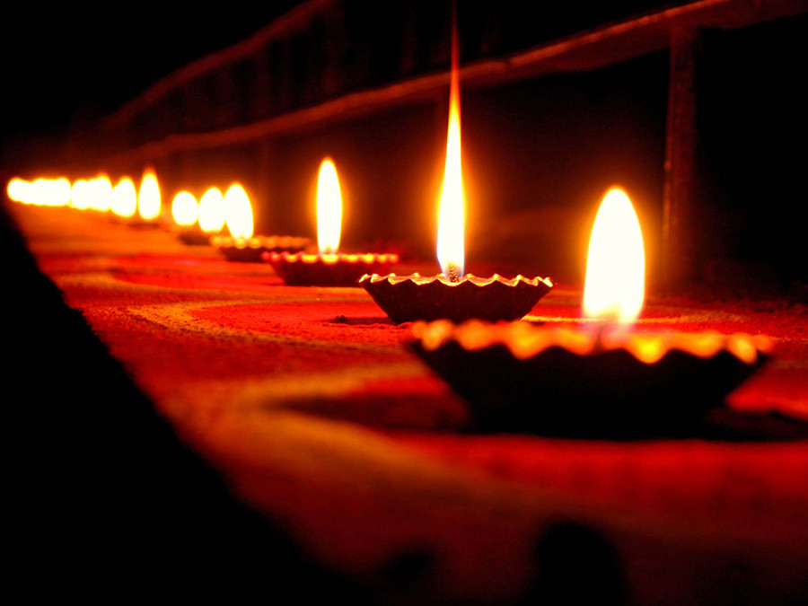भक्तपुरमा लगाएको लुगामा दियो सल्किदा महिलाको मृत्यु