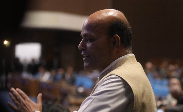 एनसेलको शेयर खरिदबिक्री छानबिन गर्नुपर्छः सांसद सिंह