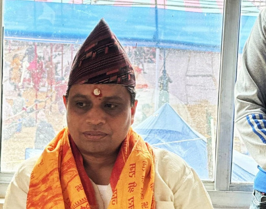 आयुर्वेदका ‘ज्ञाता’ आचार्य बालकृष्ण झापाको अर्जुनधारा धाममा