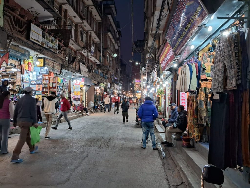न्यु इयर इभमा झुम्ने भयो ठमेल, सडक महोत्सवको भब्य तयारी