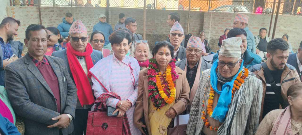लुम्बिनीमा एमालेको तर्फबाट उम्मेदवारी दर्ता