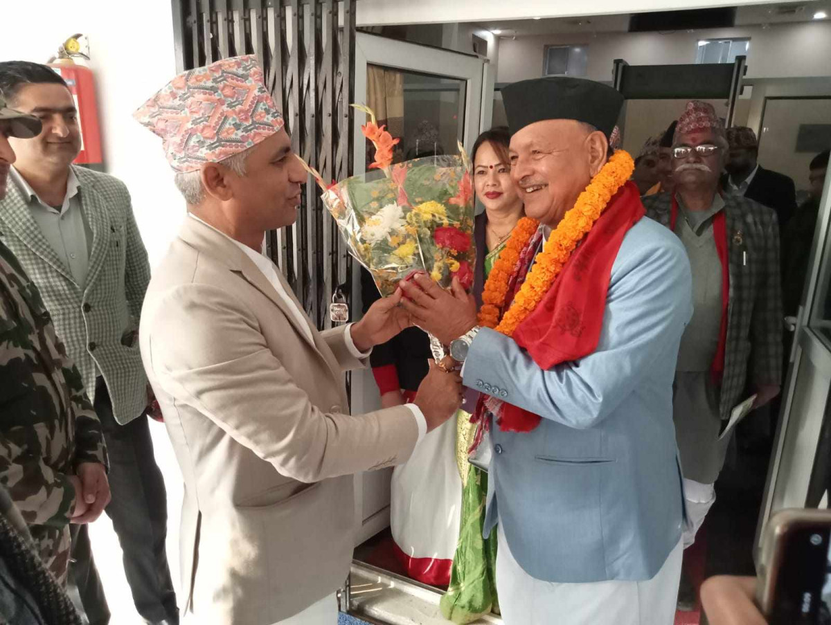 कोसीमा नवनिर्वाचित सभामुखलाई मुख्यमन्त्रीले दिए बधाई