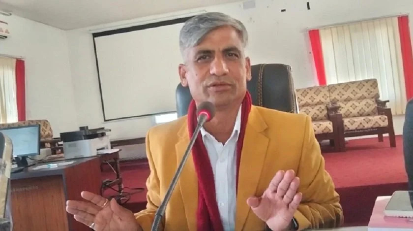 फस्ट बेञ्चर खरदार भए, लास्ट बेञ्चर म मुख्यमन्त्री भएँ  : केदार कार्की