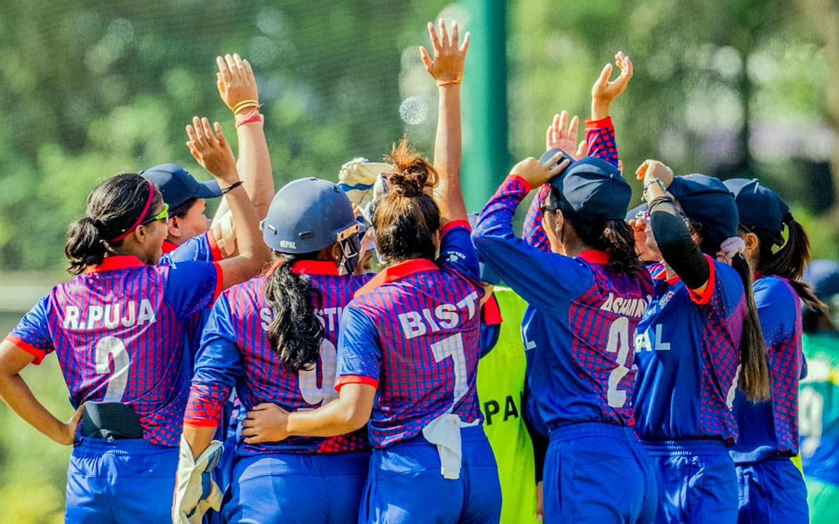 एसीसी वुमन्स प्रिमियर कपको पहिलो खेलमा हङकङको सामना गर्दै नेपाल