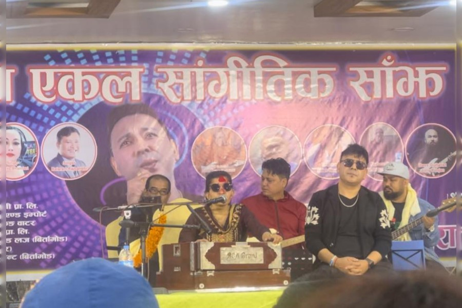 झापामा यम बरालको एकल साँझ, मेनुकाले गाइन् ‘बादलुको घुम्टो’