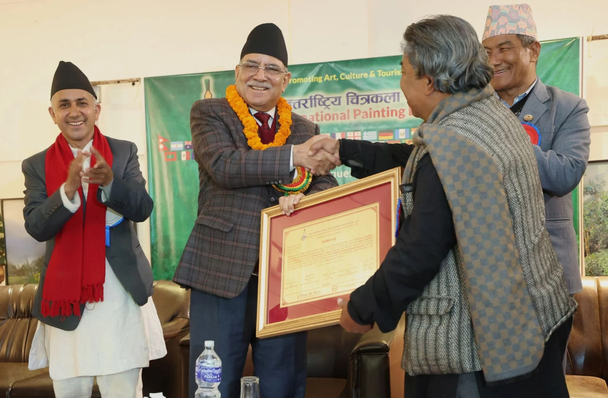 प्रधानमन्त्री पुष्पकमल दाहाल ‘प्रचण्ड’ले चित्रकलाले अन्तर्राष्ट्रिय एकतालाई प्रवर्द्धन गरेको छ
