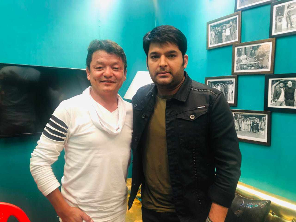 नेपाली निर्देशक शोभित बस्नेतले अभिनेता तथा चर्चित कमेडियन कपिल शर्मासँग भेट
