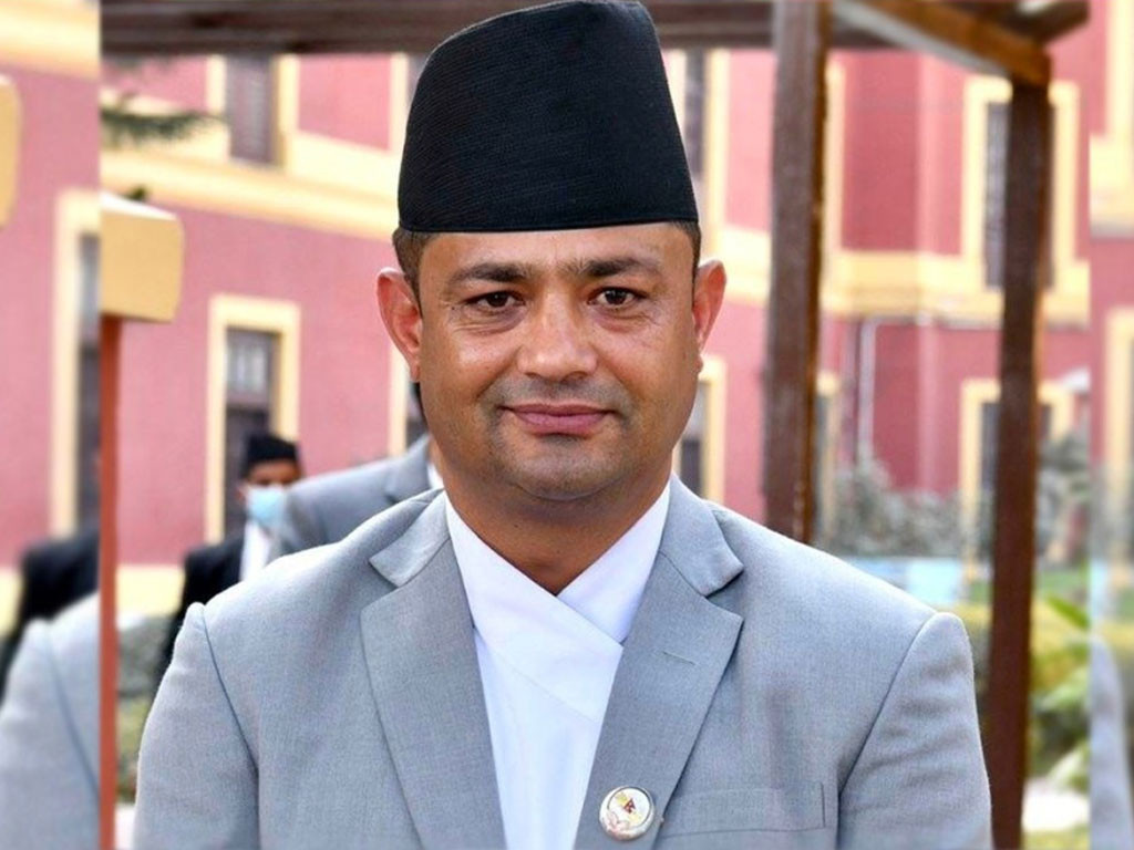 जनतामा आशा जगाउने काम मात्र गर्छाैं: कानुनमन्त्री गिरी