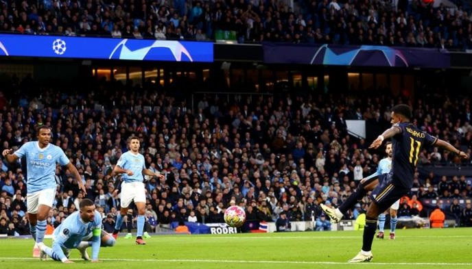 च्याम्पियन्स लिग : रियल मड्रिड सेमिफाइनलमा