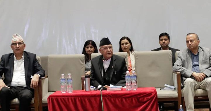 नयाँ बानेश्वरमा एमाले संसदीय दलको बैठक सुरु