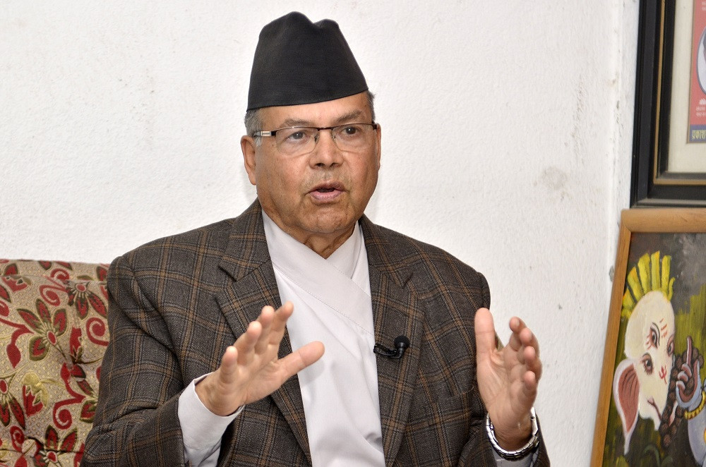 सहमतिमै नेतृत्व चयनको प्रयास भइरहेको छ : झलनाथ खनाल