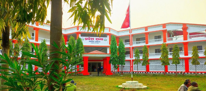लोसपाले मुख्यमन्त्री यादवलाई विश्वासको मत दिने