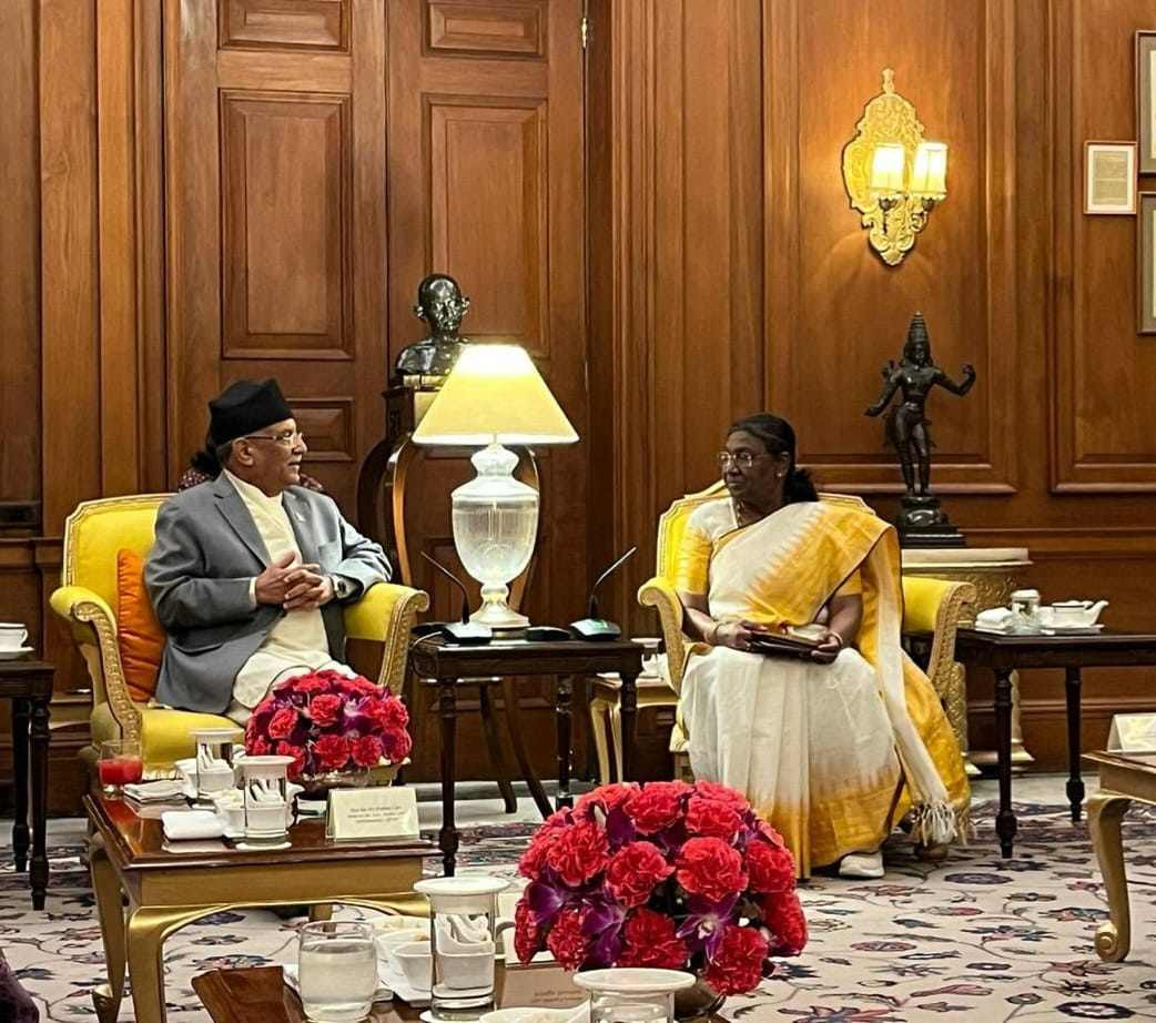 भारतीय राष्ट्रपतिसँग प्रधानमन्त्री प्रचण्डको भेटवार्ता