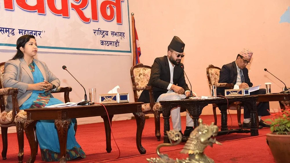 कांग्रेस–एमालेको बहिस्कारपछि काठमाडौँ महानगरको नगरसभा स्थगित