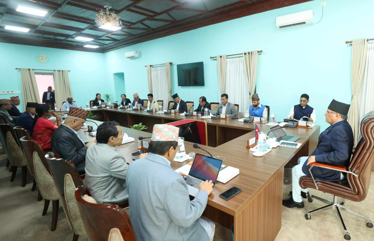 आठ देशका लागि राजदूत सिफारिस, भारतमा लोकदर्शन