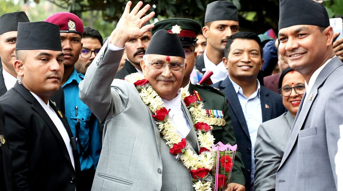 भेटमा खादा र माला प्रयोग नगर्न तथा मेसेन्जरबाट शुभकामना पठाउन प्रधानमन्त्रीको आग्रह