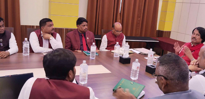 मधेस सरकारको कामको समीक्षा गर्दै सकियो जनमत सचिवालय बैठक
