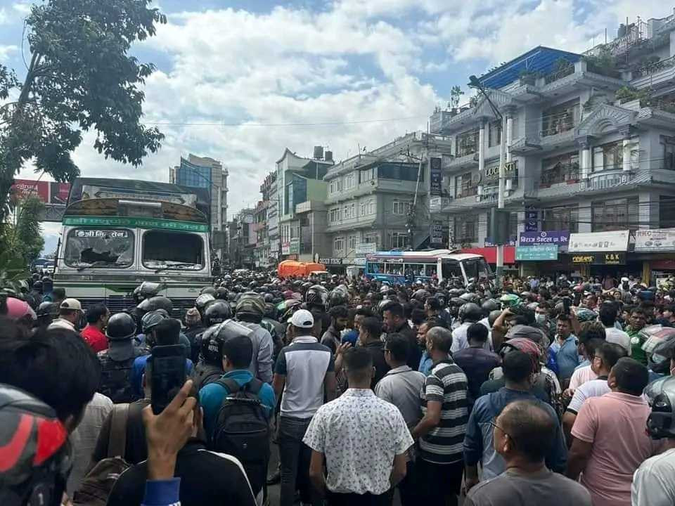 गठ्ठाघरको अवस्था सामान्य, ट्राफिक प्रहरीलाई लगाए स्थानीयले घटनाको दोष
