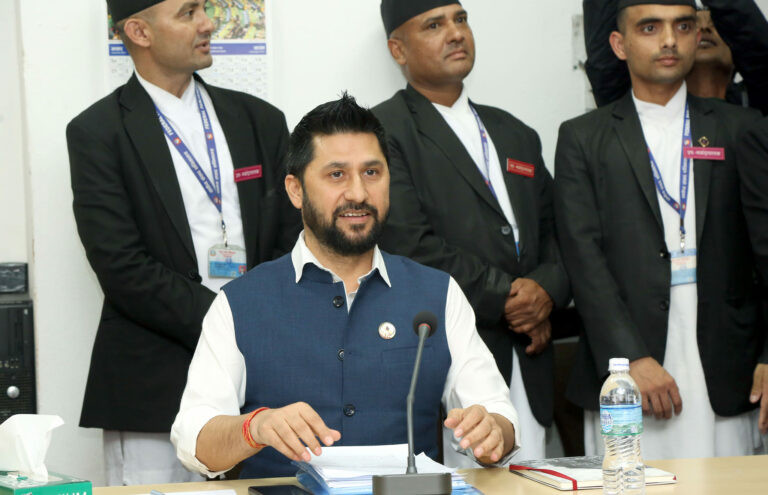 रवि लामिछानेसँग संसदीय समितिले लियो राति १ बजेसम्म बयान