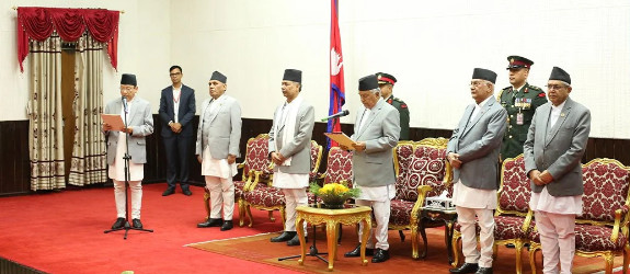 नवनियुक्त प्रधानन्यायाधीश राउतले लिए शपथ
