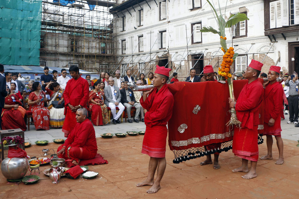 आज आश्विन शुक्ल सप्तमी : फूलपाती भित्र्याइँदै