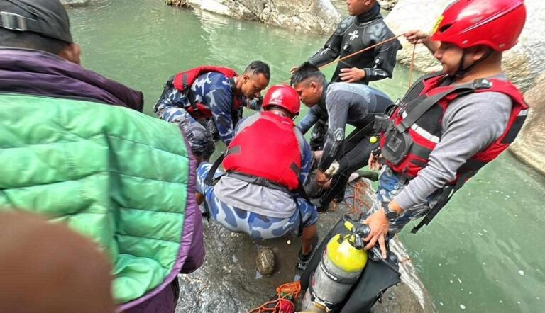 काबेली खोलामा बेपत्ता बुढाथोकिको शव भेटियो