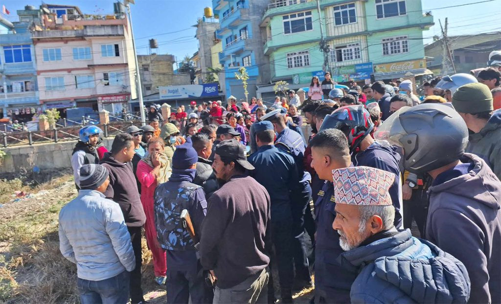 कागेश्वरीमा आत्मदाह गरेकी महिलाको सुसाइड नोट- श्रीमान् र छोराहरू खुसीसाथ बस्नू