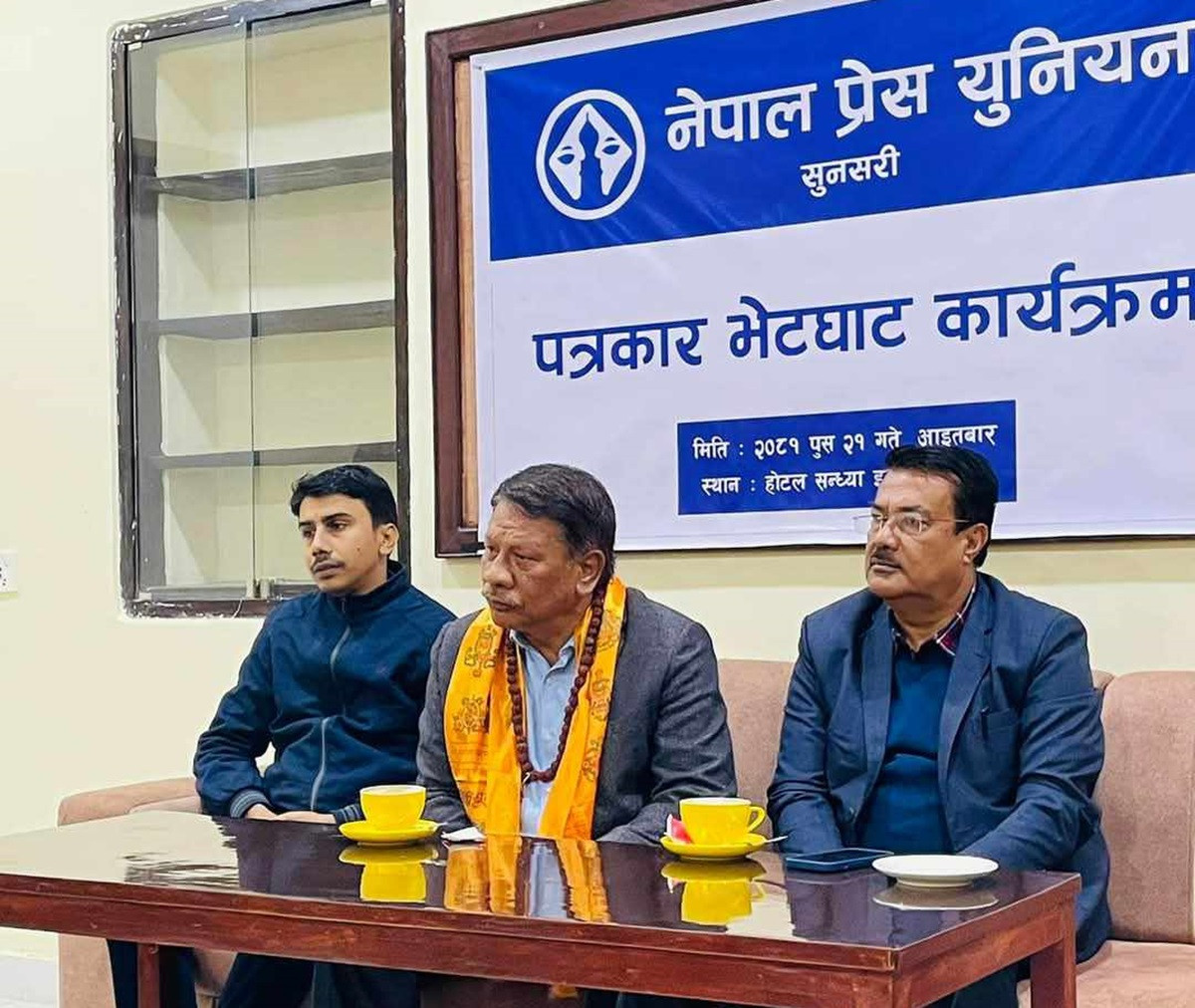 ‘अहिलेको गठबन्धनको विकल्प छैन, ओलीपछि देउवा प्रधानमन्त्री बन्नुहुन्छ’