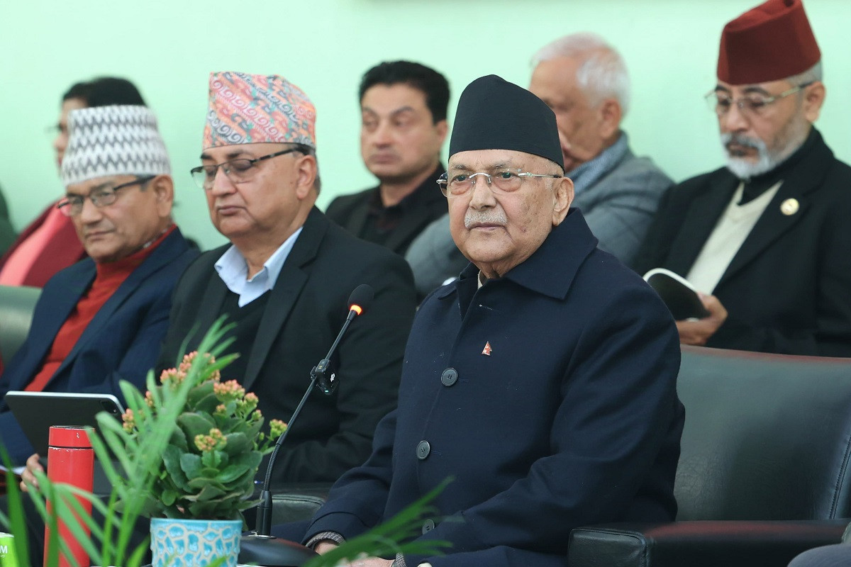 ओलीको आग्रह – विरोधी र प्रतिक्रियावादीले आरोप लगाउँदा एमालेजन चुप नबसौँ