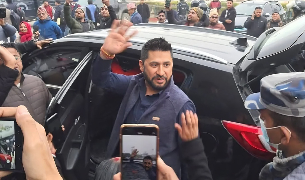 रवि लामिछानेमाथि थुनछेक बहस सुरु