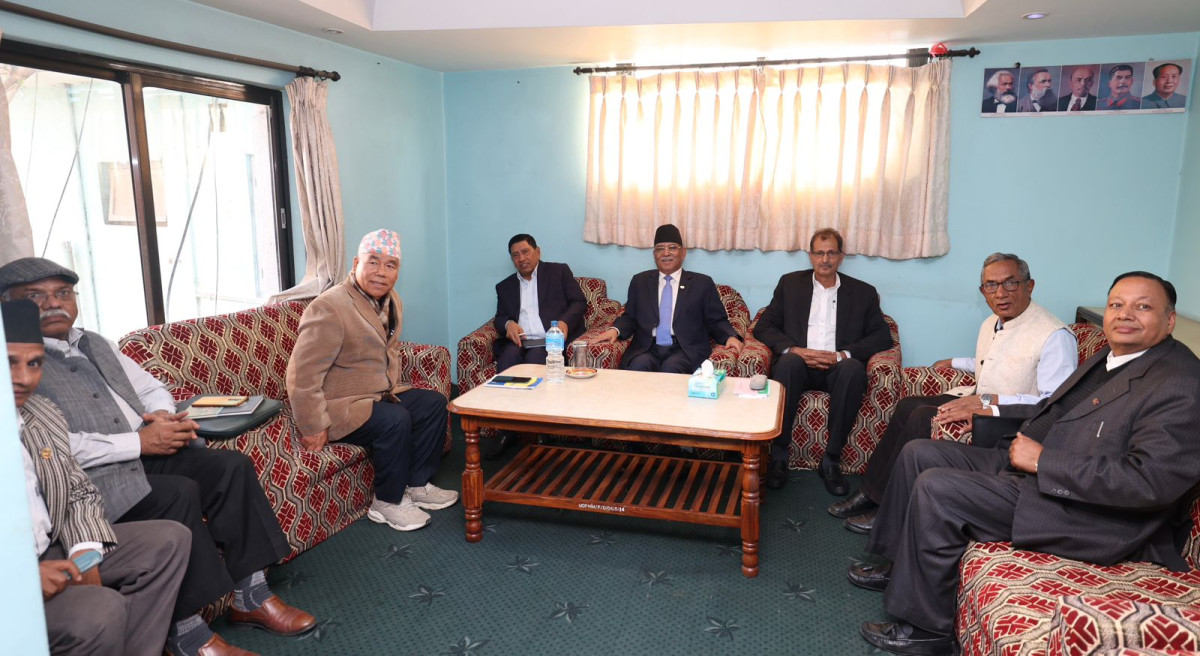 दुई पटक सरेर माओवादी केन्द्रको बैठक स्थगित